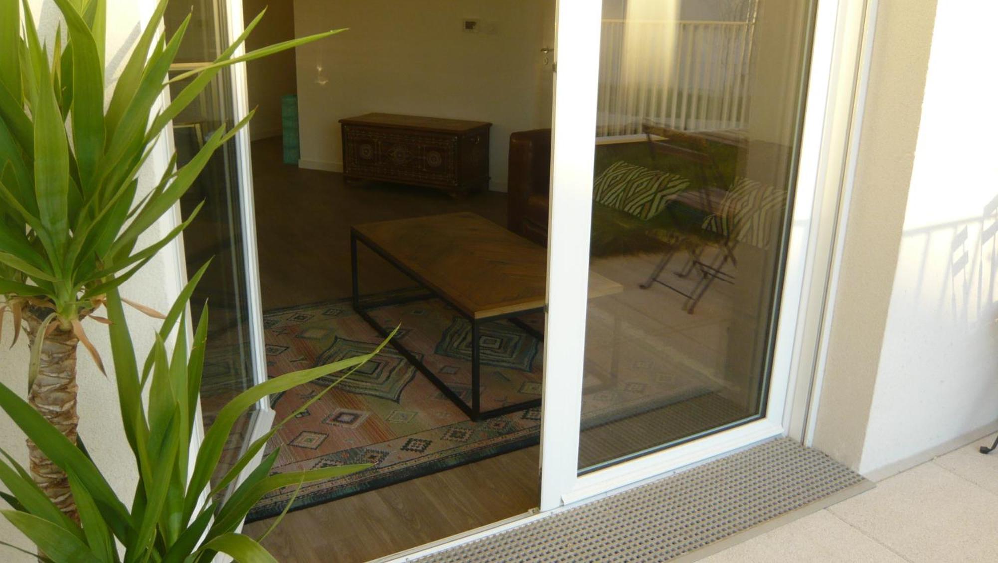 Appartement, Terrasse, Jardin, Parking Au Bord De Paris Noisy-le-Sec Exterior photo